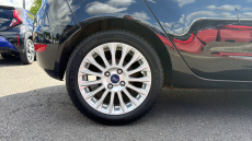 Ford Fiesta 1.0 EcoBoost Titanium 5dr Petrol Hatchback